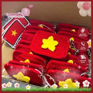 moc-khoa-len-la-co-viet-nam-tang-2-9-ily-handmade
