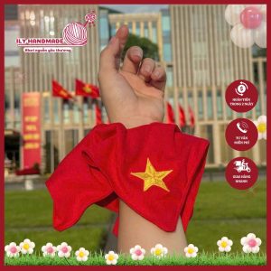 5 lý do bạn nên sở hữu Scrunchies đỏ sao vàng ngay hôm nay