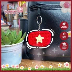 Móc Khóa Len Cờ Việt Nam Handmade - Ngôi Sao Vàng Trên Nền Đỏ